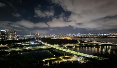 Seoul Night Tour: Naksan Park & Hidden Jems - Getting Started: GS25 Meetup and a Smooth Van Tempo