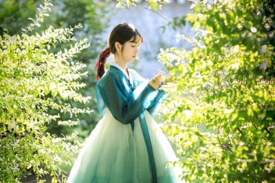 Seoul Premium Hanbok Rental at Arihanbok Photoshoot Included - Hanbok sizing and height rules you should check first