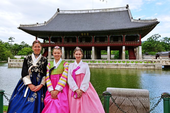 Seoul Private Tour with hidden gem of Seoul - The guide’s real job: adapt, explain, and keep you moving