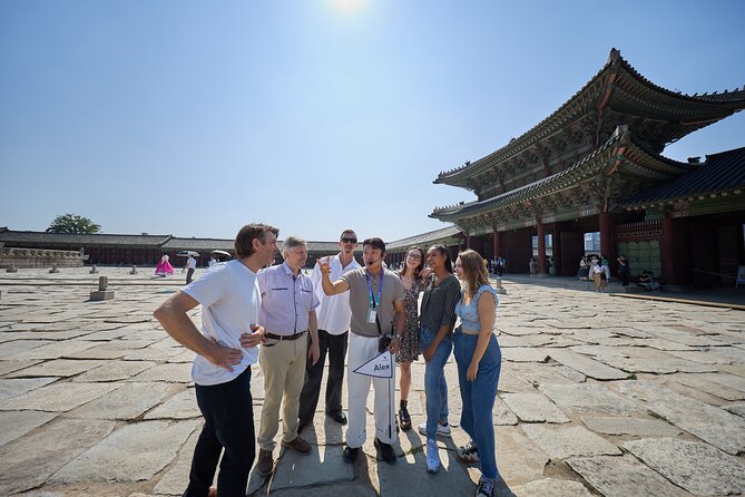 Seoul Royal Palace,Bukchon Hanok Village & Gwangjang Market Feast - Blue House Photo Views: Worth It for the Quick Context