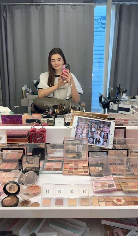 Seoul: Sihyunhada Photo, Personal Color, Makeup&Hair TOUR - Seoul Makeup Tour Setup: Where to Meet and How the Timing Works