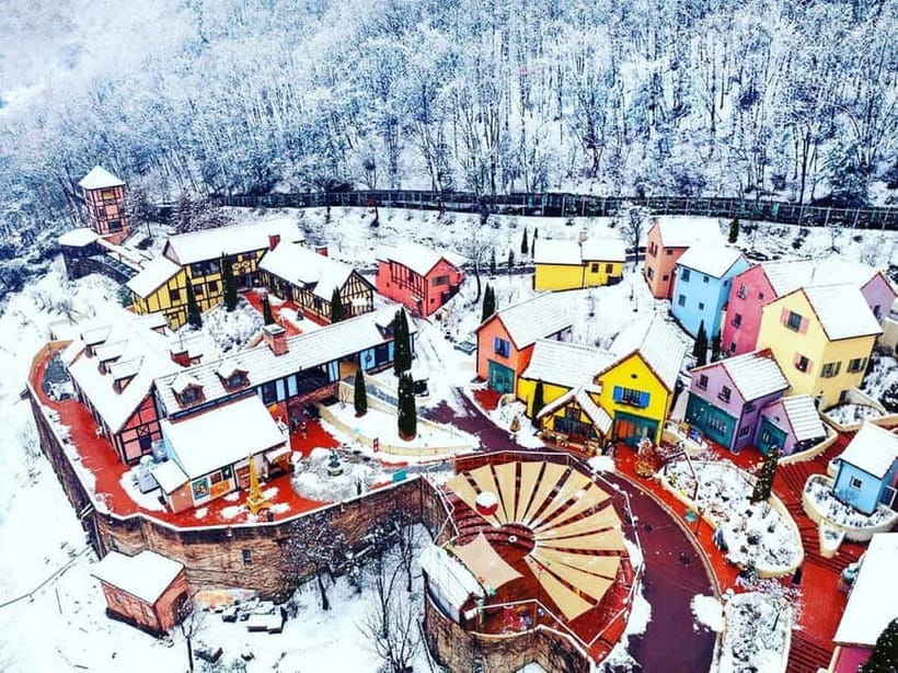Seoul: Strawberry Picking & Eobi Ice Valley & Nami Island - Elysian Gangchon Ski sledding: fun motion, and sometimes extra gear costs