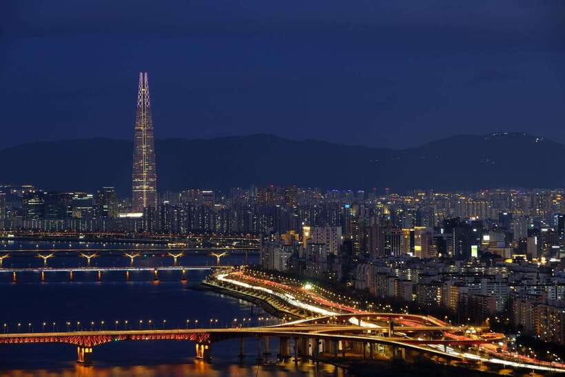 Seoul Sunrise & Sunset Hike + Temple & K-Food Adventure - Achasan hike timing that feels like the perfect evening plan
