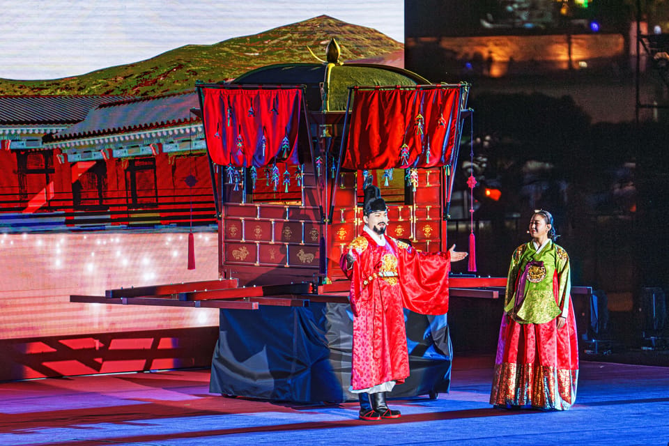 Seoul: The 62nd Suwon Hwaseong Cultural Festival Day Tour - Timing, Meeting Points, and How to Stay Comfortable