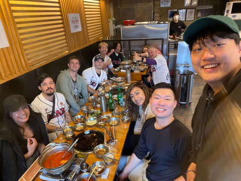 Seoul: Watching Sports Match & Local Food Experience - Price and Value: Is $76 for 4 Hours a Good Deal?