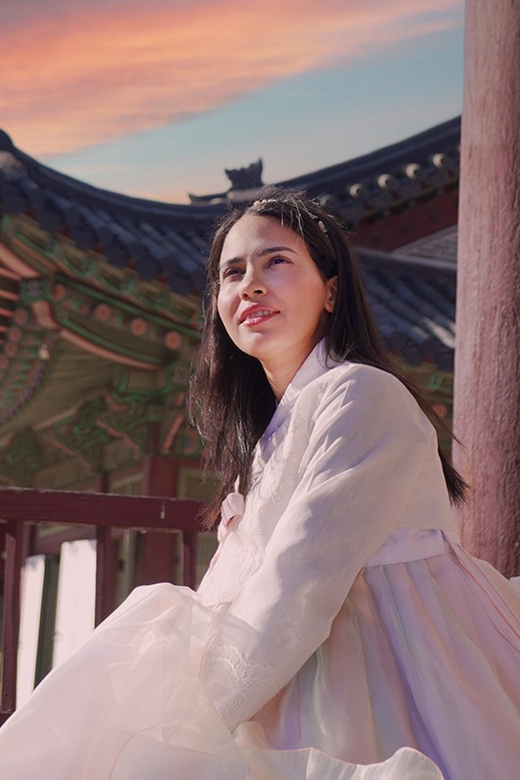 Seoul : Your Personal Photographer in Gyeongbokung - First impressions at Gyeongbokgung Station Exit 4