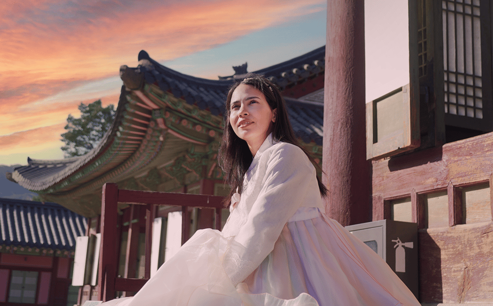 Seoul : Your Personal Photographer in Gyeongbokung - One hour inside the palace photo zone