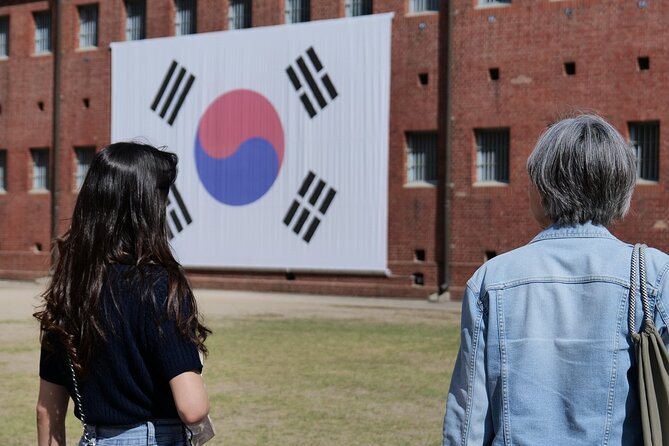 Seoul’s Hidden Dark History Guided Tour of Seodaemun Prison - Why Seodaemun Prison Beats the Typical Seoul Checklist