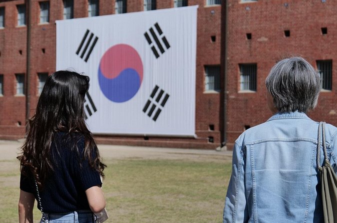 Seoul’s Hidden Dark History Guided Tour of Seodaemun Prison - Yu Gwan-sun and the March 1st Movement Thread