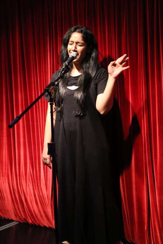 Seoul’s Stars: Open Mic with Local & International Talent - The 3-Hour Flow: From Express Entry to Main Performance Time