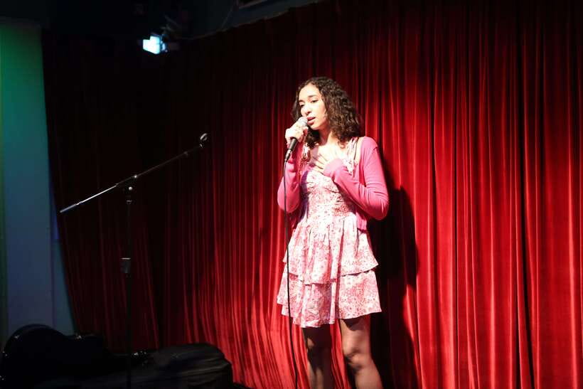 Seoul’s Stars: Open Mic with Local & International Talent - Taco Amigo’s Bite-Sized Deals: Where the $5 Value Comes From
