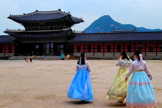 (Small Group) Palace & Seoul Old Town Highlights - Price and what you truly get for $60.27