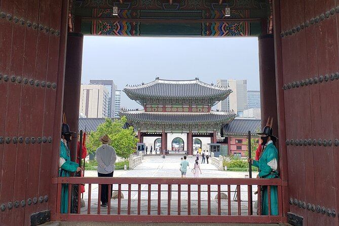 (Small Group) Palace & Seoul Old Town Highlights - Stop 4: Gyeongbokgung Palace with the included ticket