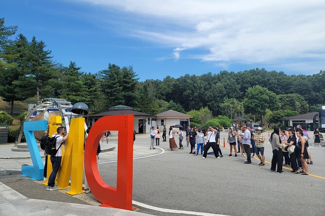 Small Group Tour to DMZ & Suspension Bridge with Hotel Pickup - Crossing Into the Civilian Control Zone: What the Blue Line Means