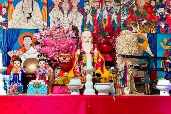 Spiritual Adventure : Into Inwangsan and Korean Shamanism - Key things you’ll notice on Inwangsan shamanism walks