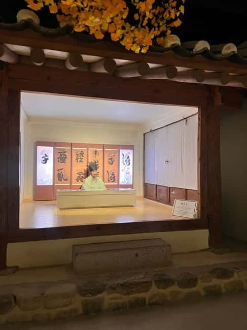 Time Travel in Seoul: Gyeongbokgung, Folk Museum & Bukchon - Price and Value: Is $54 Reasonable for This Route?