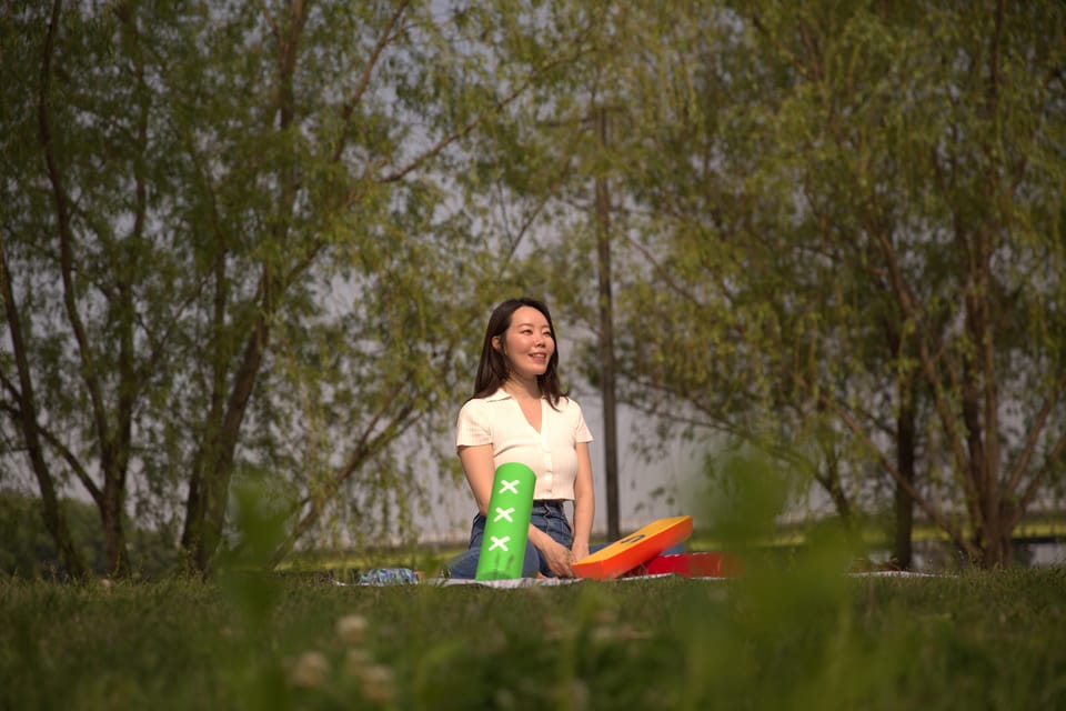 Unique Native Experience : Han River Picnic, Board game, BBQ - Yutnori board game: teamwork that cuts through awkwardness