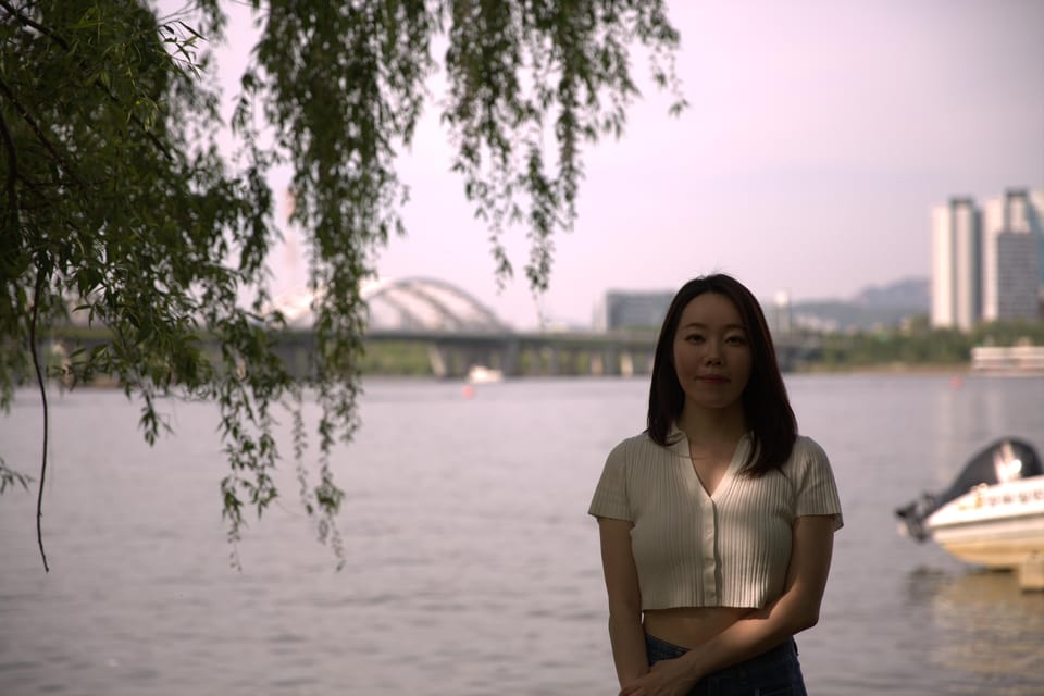 Unique Native Experience : Han River Picnic, Board game, BBQ - Korean BBQ lunch: use your new phrases and feel the group energy